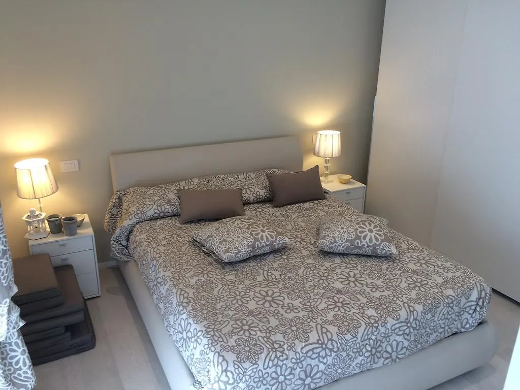 לידו די ג'סולו Appartment Sabbhia איטליה